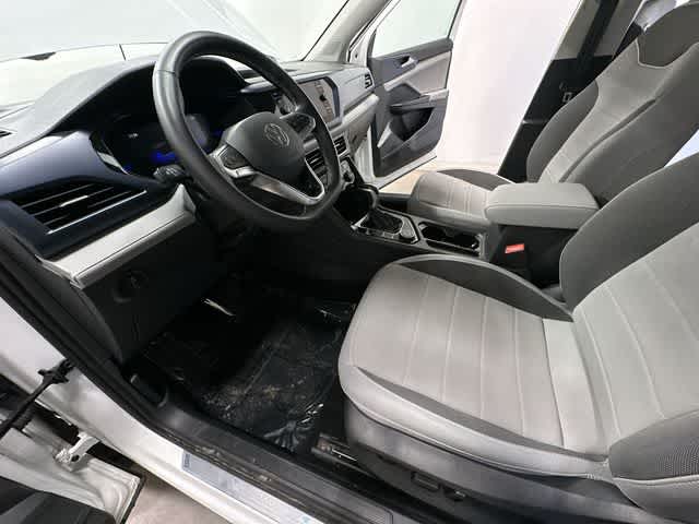 Thumbnail: 2024 Volkswagen Taos - 16