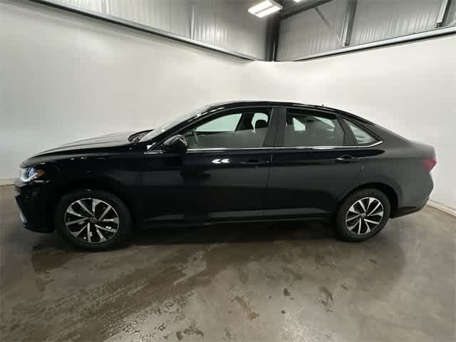 Thumbnail: 2026 Volkswagen Jetta - 2