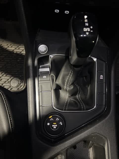 Thumbnail: 2022 Volkswagen Tiguan - 19