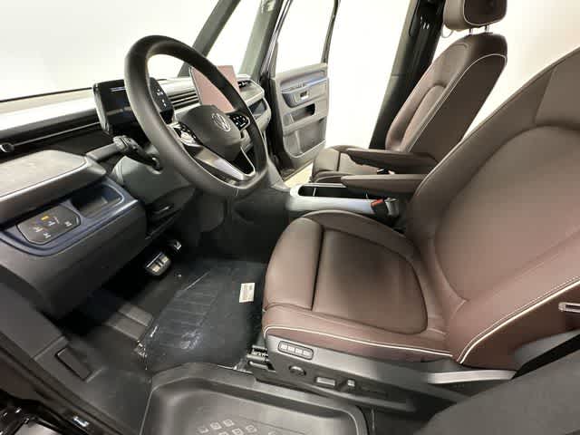 Thumbnail: 2025 Volkswagen ID.Buzz - 16