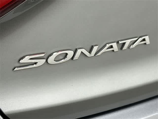 Thumbnail: 2017 Hyundai Sonata - 22