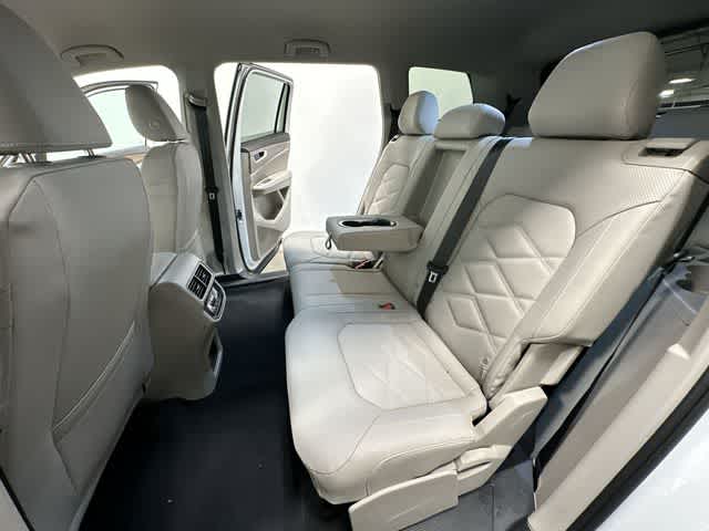 Thumbnail: 2026 Volkswagen Atlas - 17