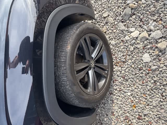 Thumbnail: 2022 Volkswagen Atlas - 4