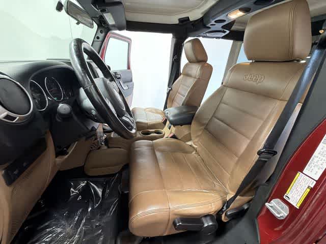 Thumbnail: 2012 Jeep Wrangler - 13