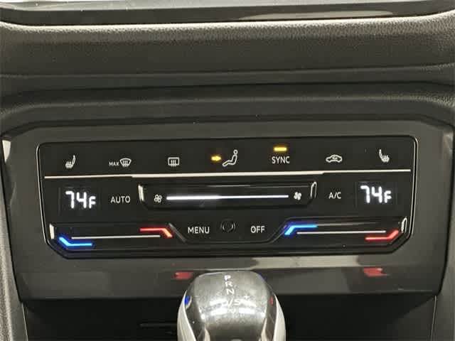 Thumbnail: 2024 Volkswagen Tiguan - 16