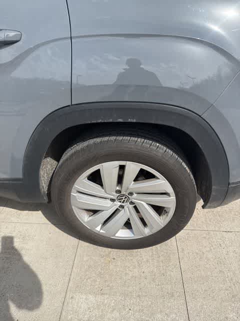 Thumbnail: 2023 Volkswagen Atlas - 9