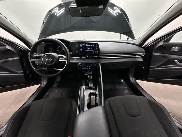 Thumbnail: 2023 Hyundai Elantra - 19