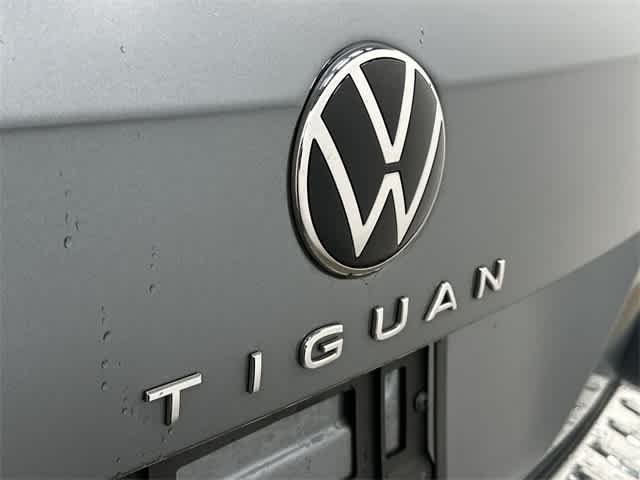 Thumbnail: 2023 Volkswagen Tiguan - 27