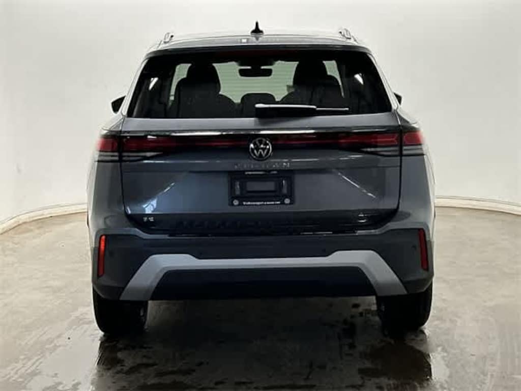 New 2026 Volkswagen Tiguan 2.0T SE SUV