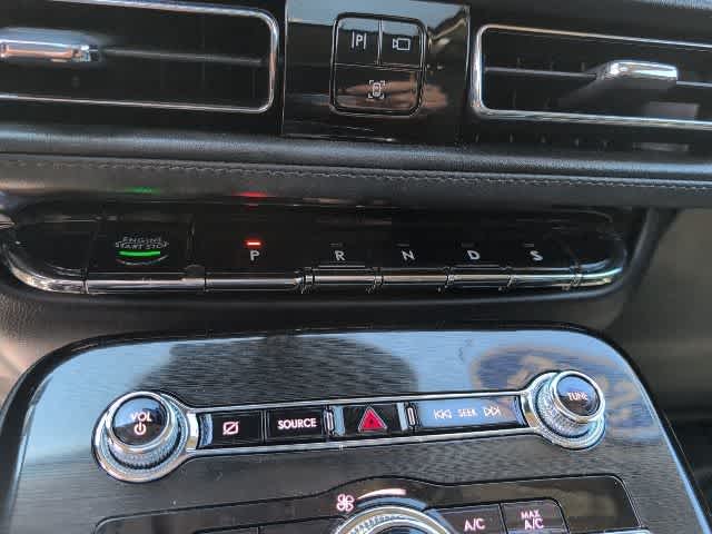 Thumbnail: 2022 Lincoln Nautilus - 16