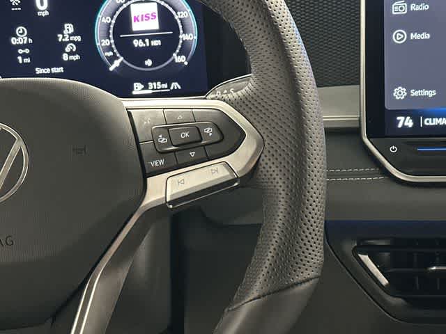 Thumbnail: 2026 Volkswagen Tiguan - 10