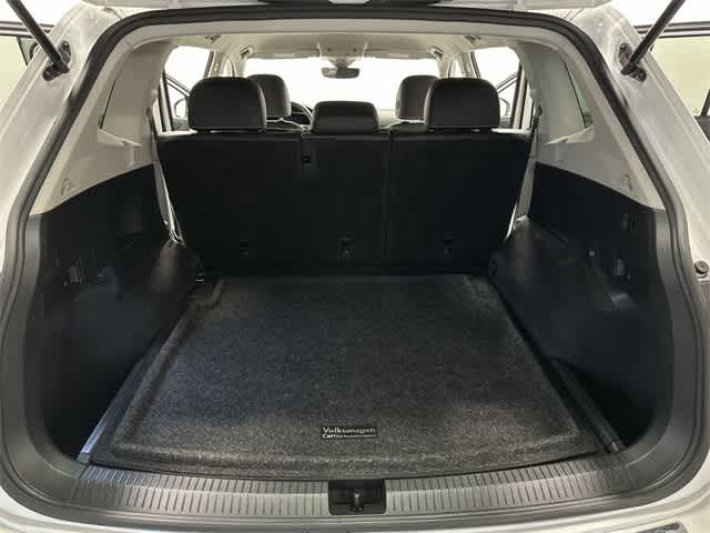 Thumbnail: 2022 Volkswagen Tiguan - 26