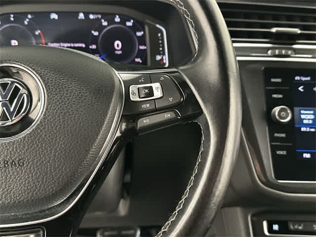 Thumbnail: 2020 Volkswagen Tiguan - 10