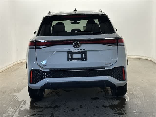 Thumbnail: 2026 Volkswagen Tiguan - 4