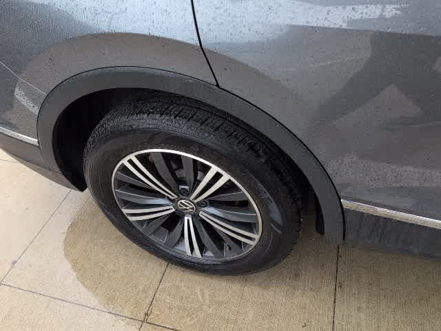 Thumbnail: 2024 Volkswagen Tiguan - 9