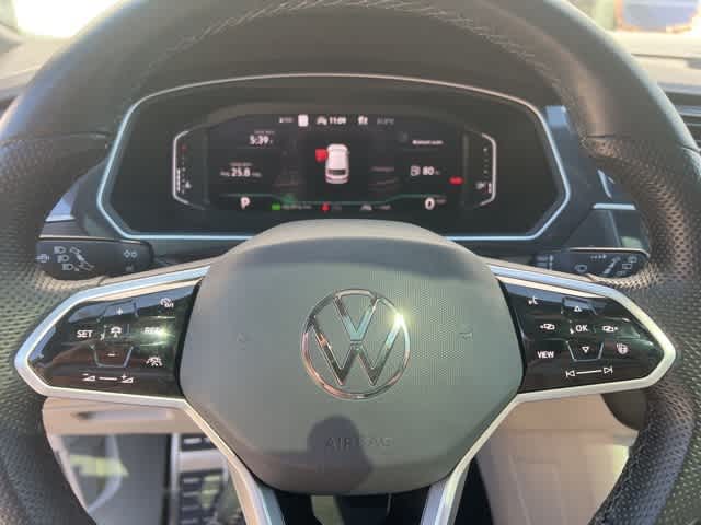 Thumbnail: 2024 Volkswagen Tiguan - 14