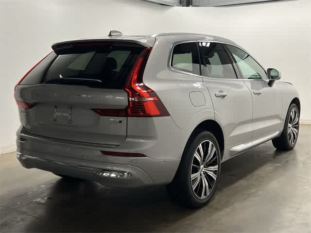 Thumbnail: 2023 Volvo XC60 - 33