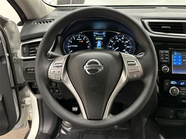 2015 Nissan Rogue SV 7