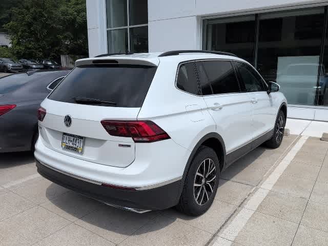 Thumbnail: 2021 Volkswagen Tiguan - 4