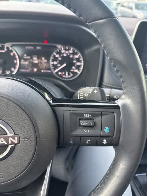 Thumbnail: 2023 Nissan Rogue - 15