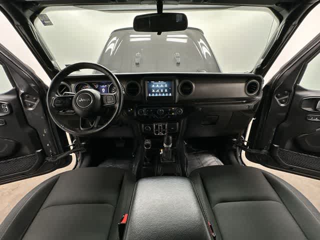 Thumbnail: 2022 Jeep Gladiator - 20