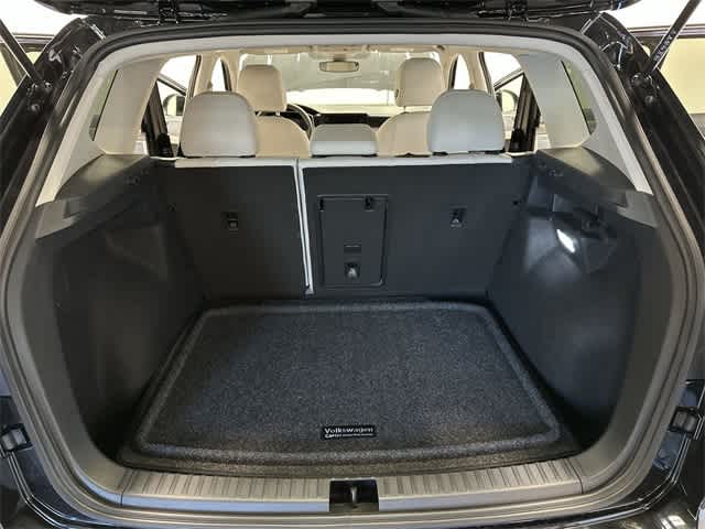 Thumbnail: 2025 Volkswagen Taos - 24