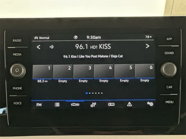 Thumbnail: 2025 Volkswagen Taos - 11