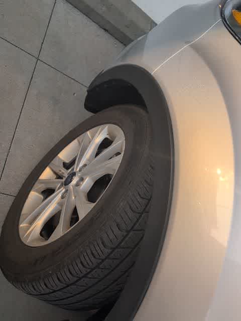 Thumbnail: 2019 Ford Escape - 10