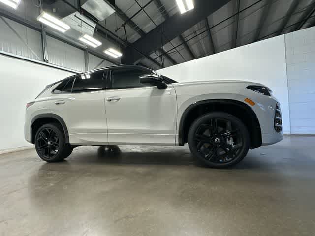 Thumbnail: 2026 Volkswagen Tiguan - 3