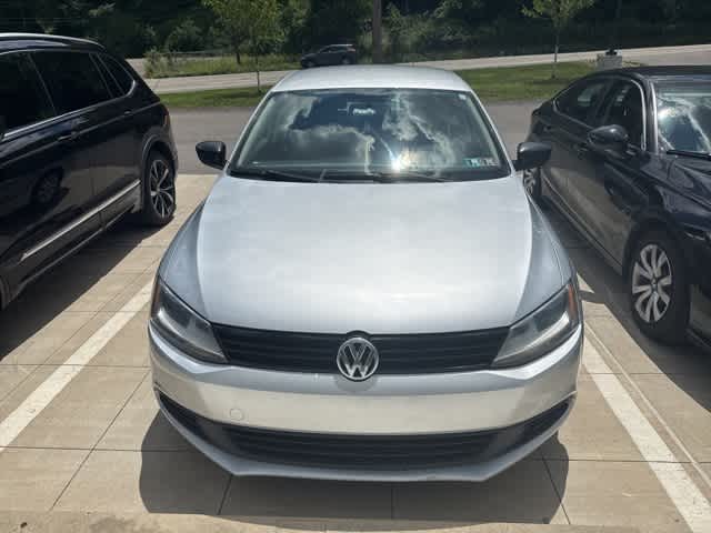 Thumbnail: 2014 Volkswagen Jetta - 2