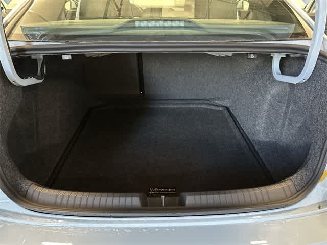 Thumbnail: 2026 Volkswagen Jetta - 22