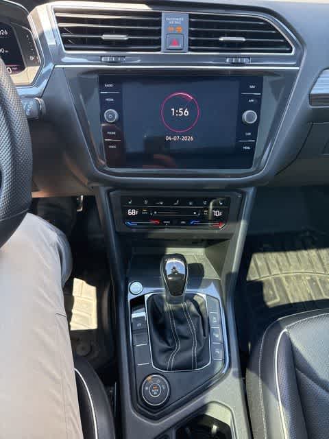 Thumbnail: 2022 Volkswagen Tiguan - 21