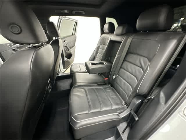 Thumbnail: 2020 Volkswagen Tiguan - 21