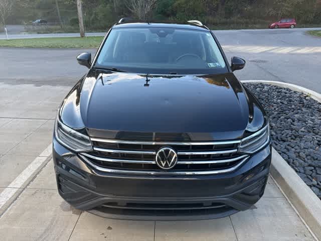 Thumbnail: 2022 Volkswagen Tiguan - 2