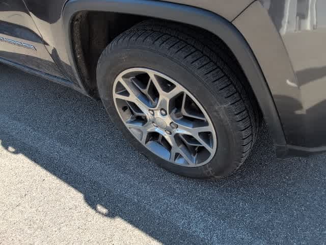 Thumbnail: 2020 Jeep Grand Cherokee - 10