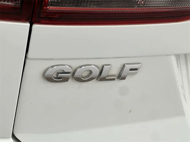 Thumbnail: 2015 Volkswagen e-Golf - 27