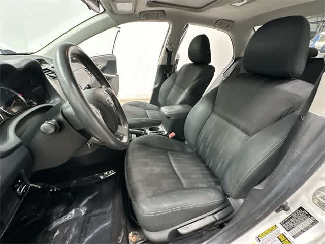 Thumbnail: 2013 Toyota Corolla - 14