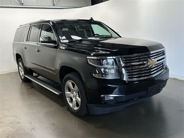 Thumbnail: 2017 Chevrolet Suburban - 35