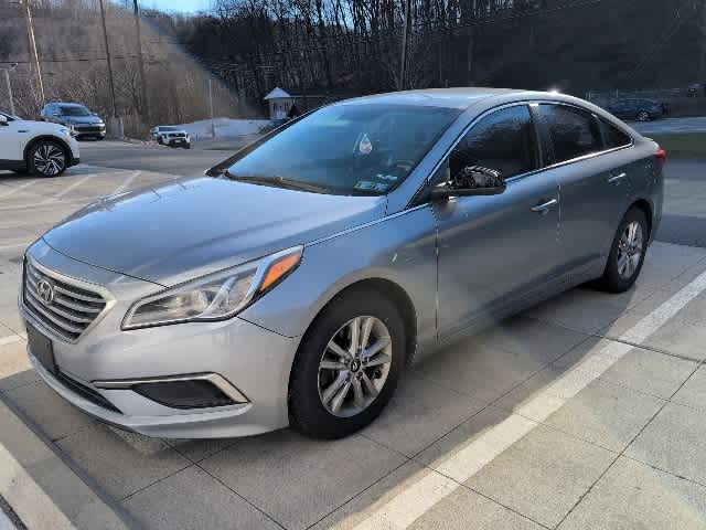 2017 Hyundai Sonata  -
                  Moon Township, PA