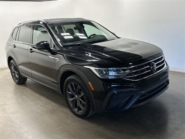 Thumbnail: 2022 Volkswagen Tiguan - 31