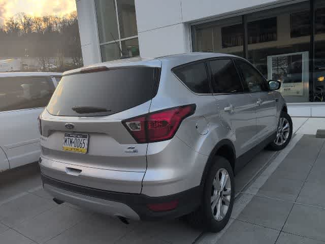 Thumbnail: 2019 Ford Escape - 4