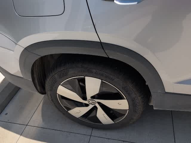 Thumbnail: 2024 Volkswagen Taos - 10