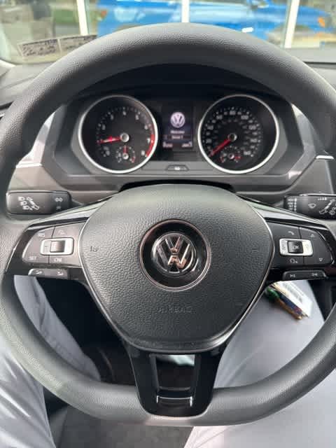 Thumbnail: 2018 Volkswagen Tiguan - 12