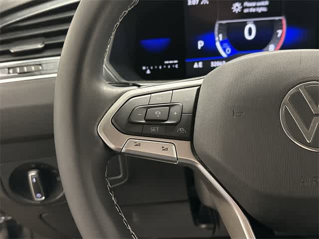 Thumbnail: 2023 Volkswagen Tiguan - 8