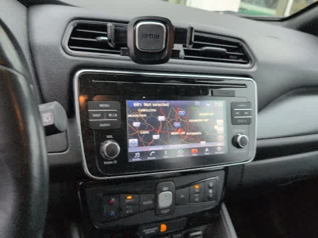 Thumbnail: 2018 Nissan Leaf - 14