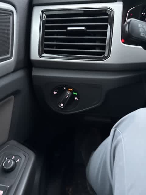 Thumbnail: 2023 Volkswagen Atlas - 19