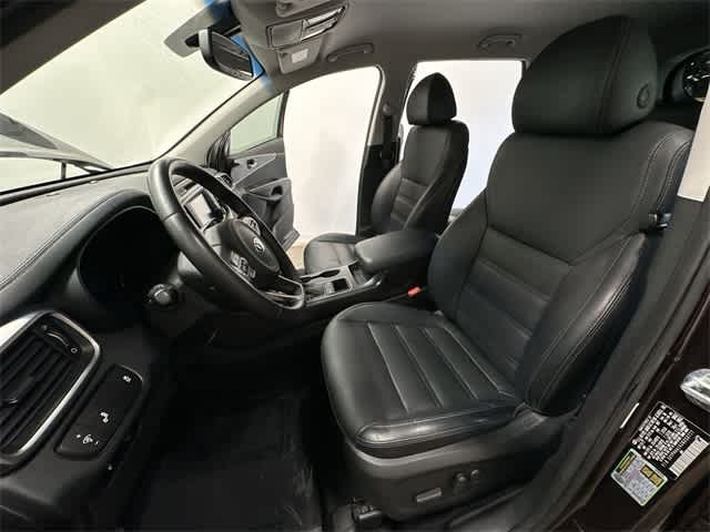 2018 Kia Sorento EX 16