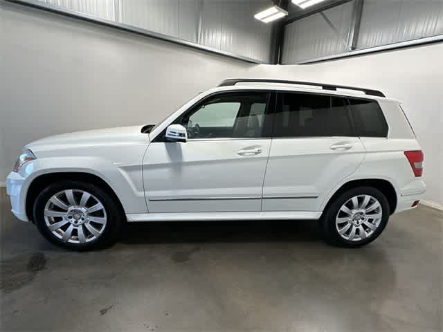 Used 2011 Mercedes-Benz GLK-Class GLK350 with VIN WDCGG8HB4BF664102 for sale in Moon Township, PA