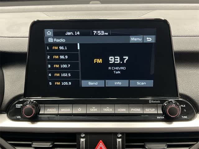 Thumbnail: 2020 Kia Forte - 10