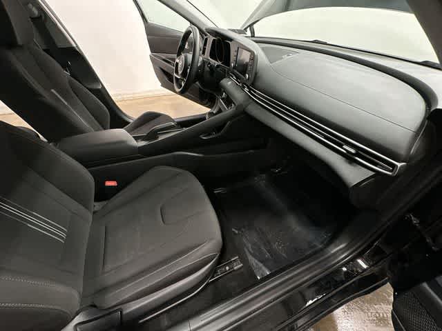 Thumbnail: 2023 Hyundai Elantra - 20